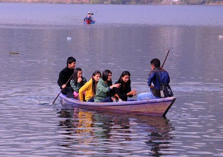 फेवातालमा साइली…