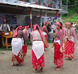 साथीसंगीसँग संगीनी नृत्य