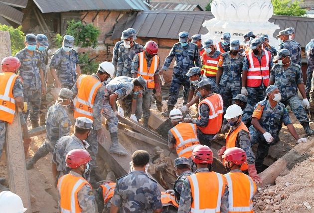 भग्नावशेषमा भेटिए पुरातात्विक मूर्ति (फोटो फिचर)