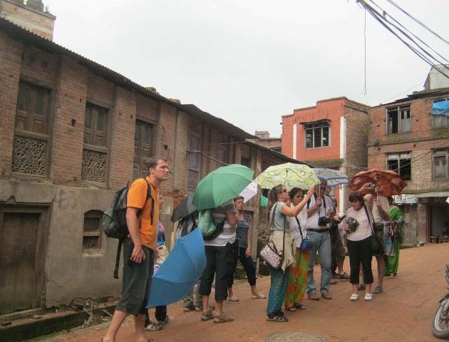 पर्यटन क्षेत्र लयमा फर्कंदै : १ लाख १६ हजार पर्यटक थपिए