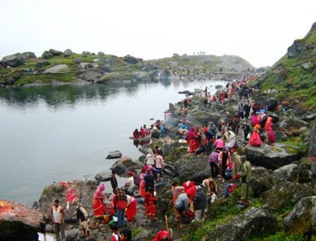 गोसाइँकुण्ड मेला सम्पन्न, दश हजार भक्तजनद्वारा अवलोकन