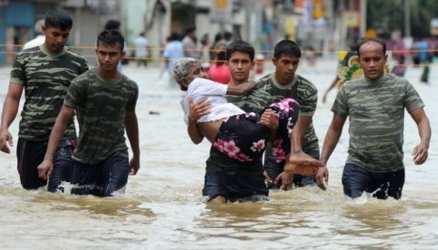 श्रीलंकामा बाढी पहिरोः कंयौ मानिस वेपत्ता भएको आशंका