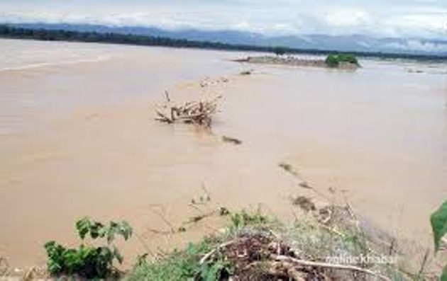 राप्तीको बाढीमा फसेका १५१ जनाको उद्दार, दुई हजार परिवार घर फर्कन सकेनन्