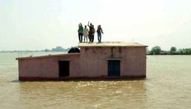 भारतका विभिन्न राज्यमा भीषण बर्षा, २५ जनाको मृत्यु