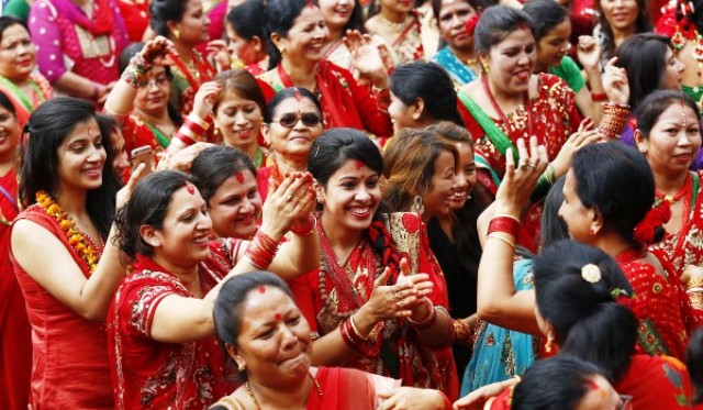 16092015022218TEEJ_FESTIVAL_PASHUPATINATH_TEMPLE_002-600x0