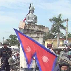 पूर्वराजा वीरेन्द्रको शालिक रातारात हटाइयो, कमल थापाद्वारा सरकारको कडा अालोचना