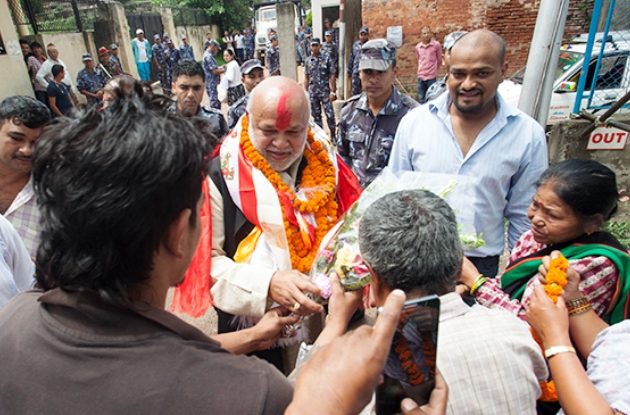 पूर्वमन्त्री गुप्ता पक्राउ