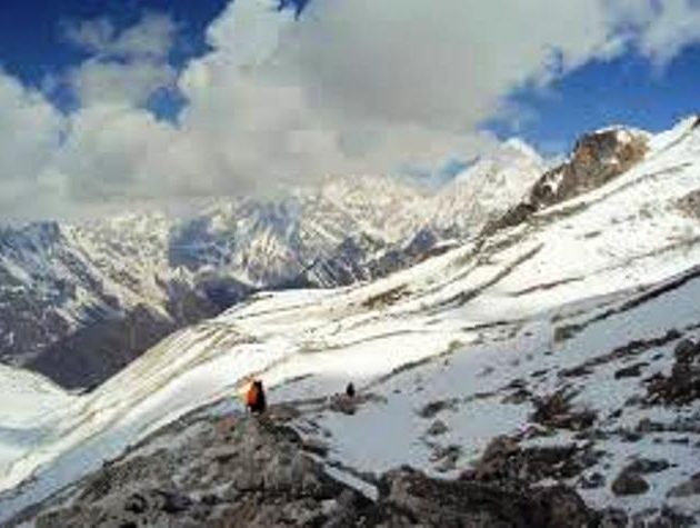 मनासलु पदमार्गमा पहिरो, एकजना विदेशीसहित ४ को मृत्यु, ६ घाइते