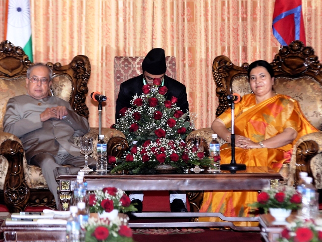 1478081481447_pro_ktm_161102indian-president-at-nepal-president-house-2