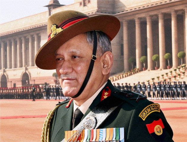 भारतीय सेनाध्यक्षलाई मानार्थ महारथीले आज सम्मान गरिदै
