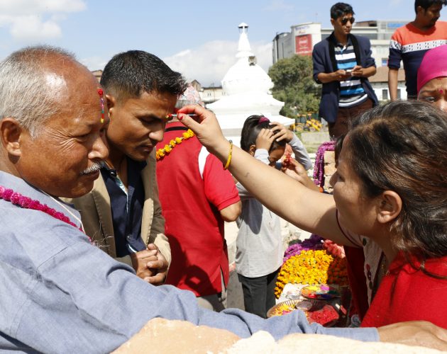 बालगोपालेश्वर मन्दिरभित्र दुई वर्षपछिको तिहार (फोटोफिचर)