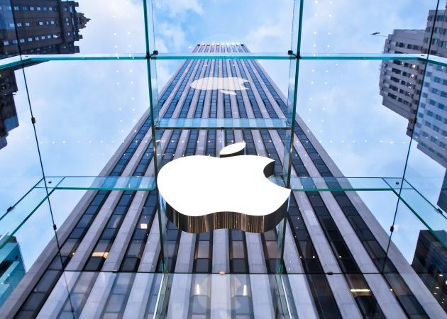 एप्पलका पूर्व कर्मचारीले कम्पनीबाट १७ मिलियन डलर चोरेको प्रमाणित