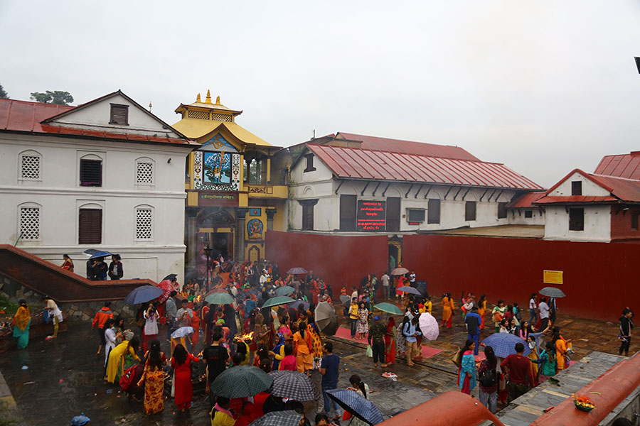 पशुपतिमा तिजको तयारी अन्तिम चरणमा, बिहान ३ बजेदेखि मन्दिरका चारै ढोका खोलिने