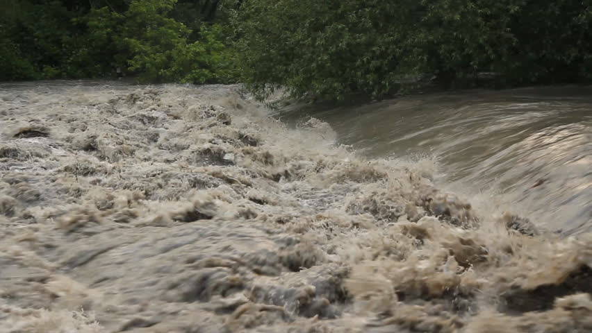 बाढीका कारण करिब डेढ दर्जन जलविद्युत् प्रभावित, १० अर्ब क्षतिको अनुमान