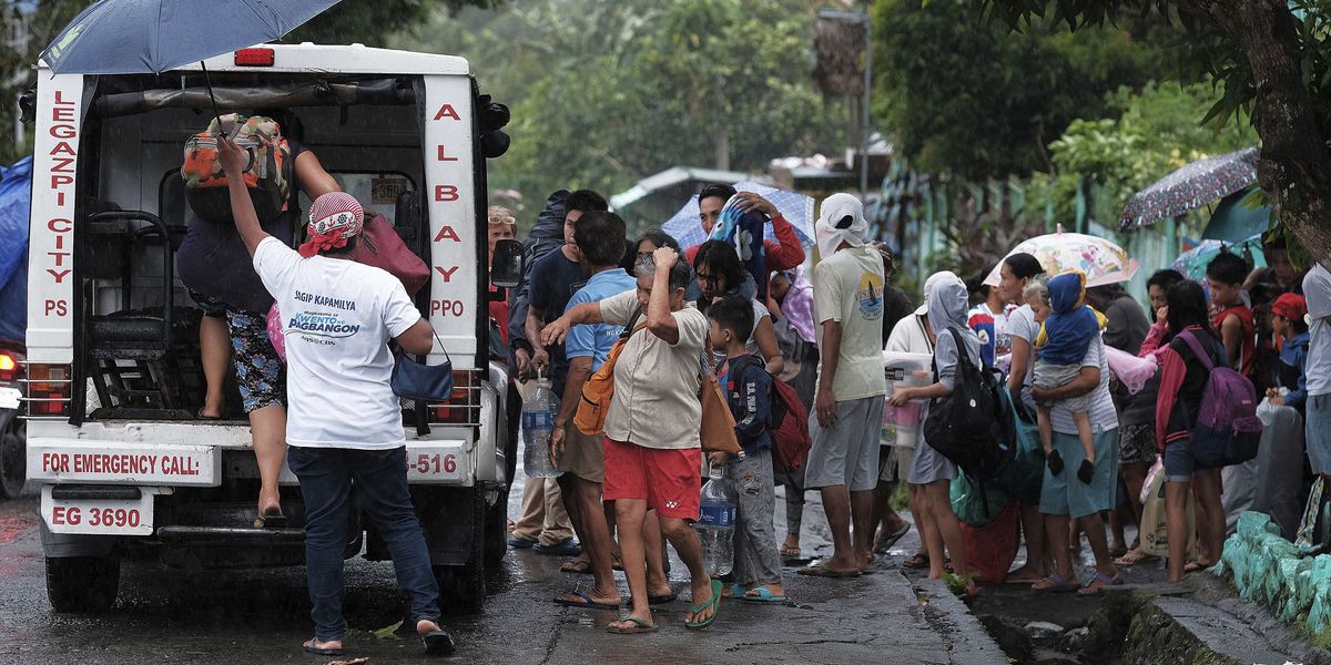 फिलिपिन्समा आँधीका कारण दुई लाख बढी प्रभावित, विमानस्थल पनि बन्द