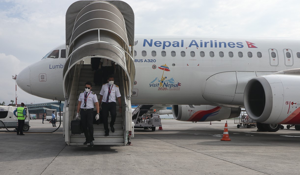 यात्रुको पीसीआर रिपोर्ट गडबडीले मारमा नेपाल एयरलाइन्स, हङकङले फेरि लगायो प्रतिबन्ध