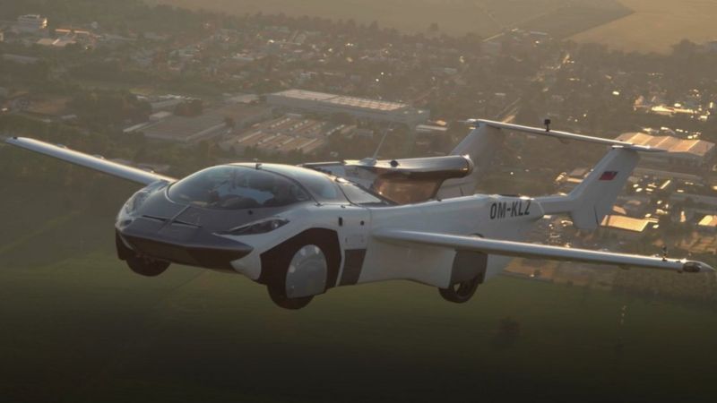 उड्ने कारको स्लोभाकियामा सफल उडान परीक्षण
