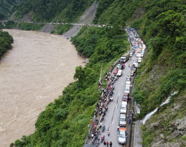 नारायणगढ-मुग्लिन सडक दैनिक ४ घण्टा बन्द, वैकल्पिक बाटोको प्रयोग गर्न आग्रह