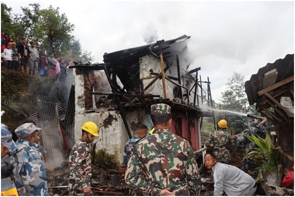 फुङलिङमा आगलागी हुँदा एक घर जलेर नष्ट