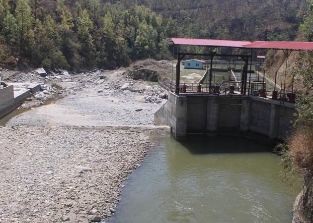 १८ महिनामा सकिनुपर्ने विद्युत आयोजना ४ वर्षमा पनि अधुरै