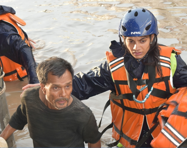 काठमाडौंमै बाढीले डुबायो, ३६ जनाको उद्धार (तस्बिरहरु)