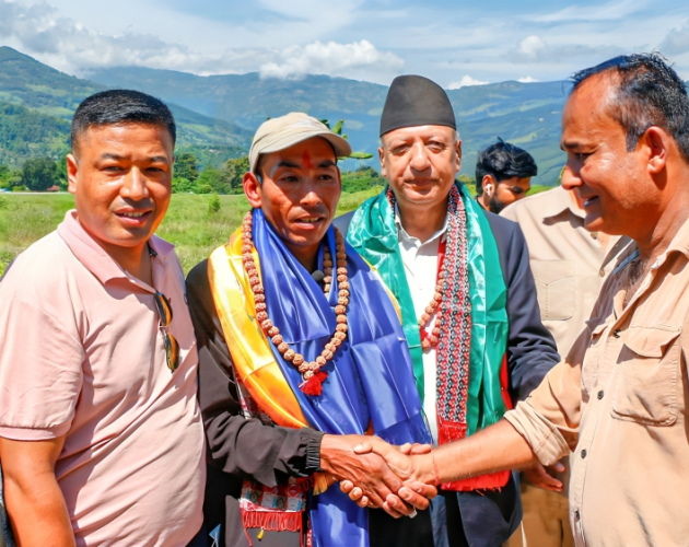 घर फर्किए प्रकाश, गृह जिल्लामा गरियो स्वागत